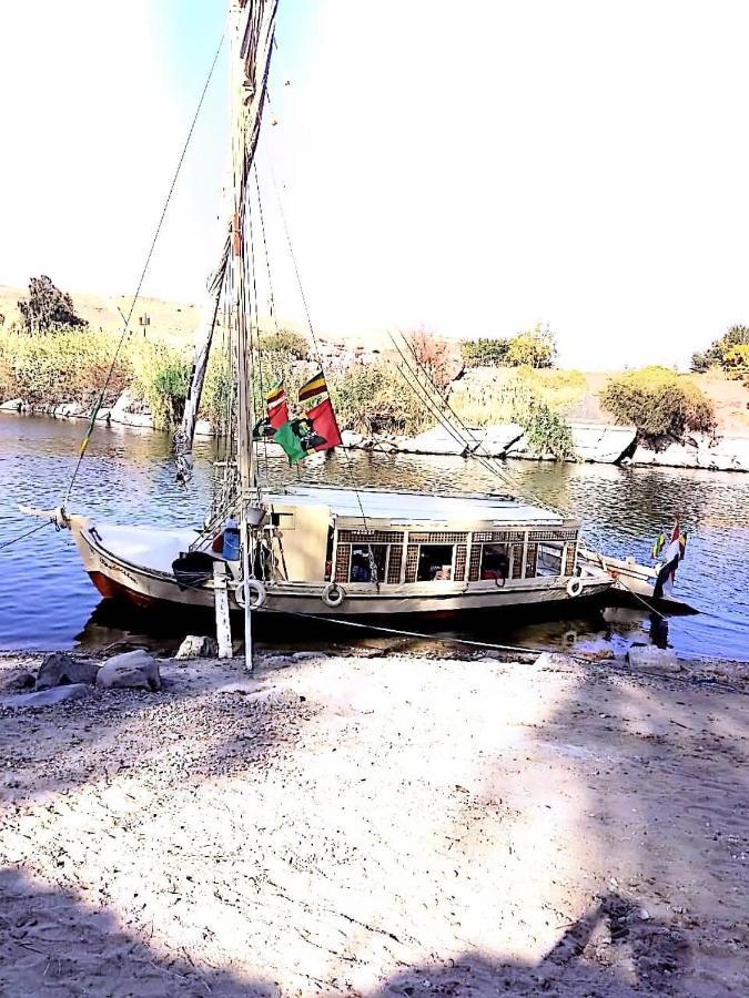 Nile Felucca Adventure Hotel Aswan Eksteriør billede