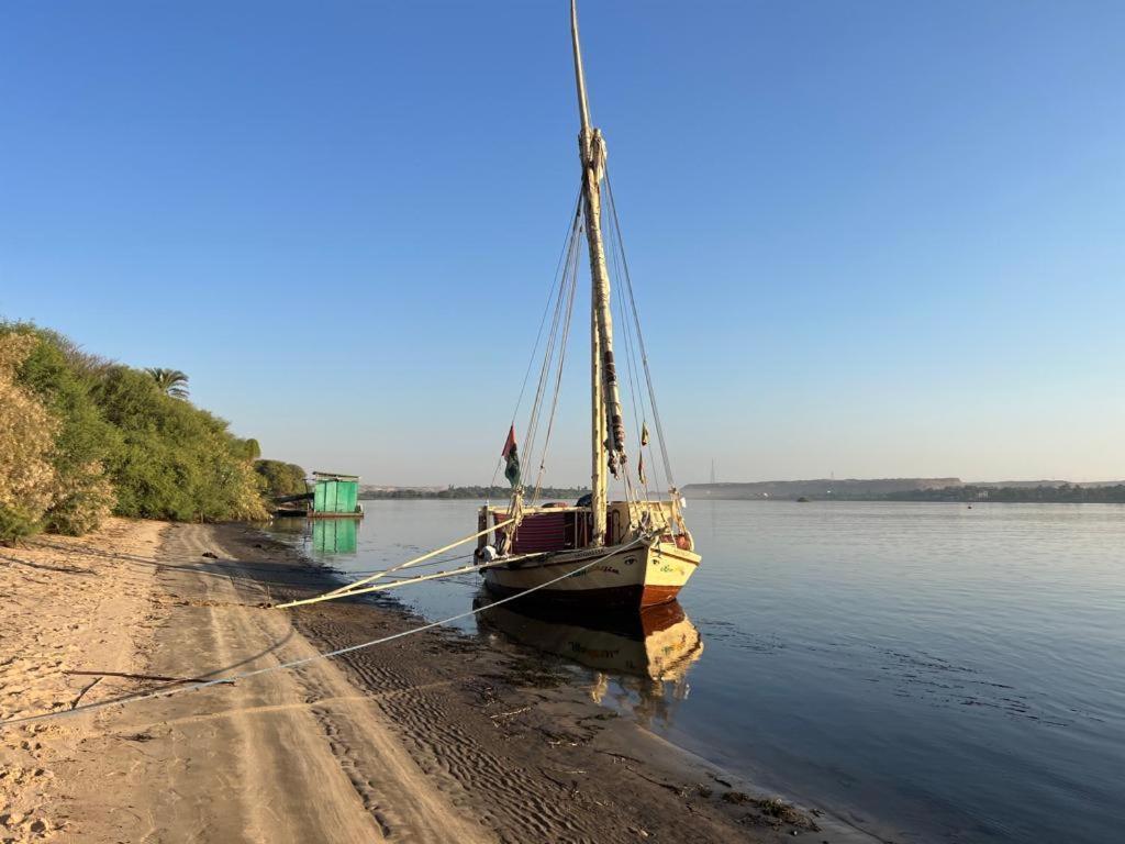 Nile Felucca Adventure Hotel Aswan Eksteriør billede