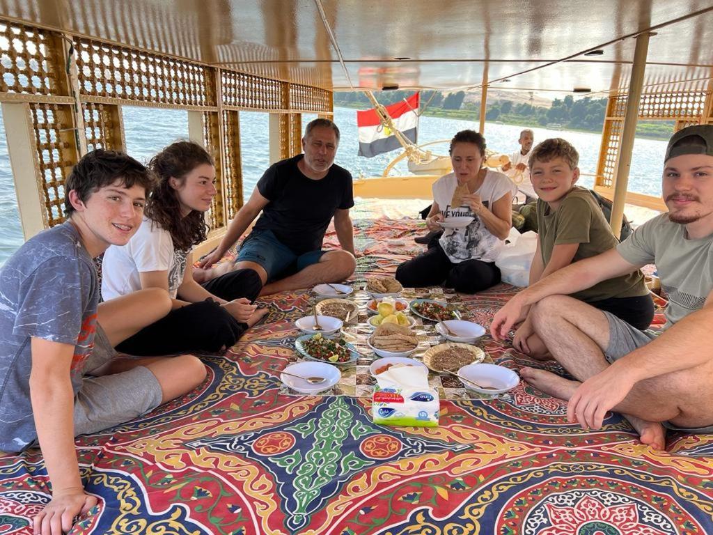 Nile Felucca Adventure Hotel Aswan Eksteriør billede